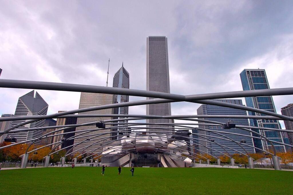 Modern 2Br In South Loop Near Soldier Field, Grant Park, Downtown, & Lakefront Trail Σικάγο Εξωτερικό φωτογραφία